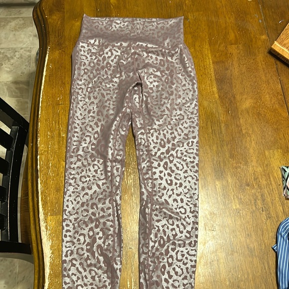 New Excellent Condition- Never worn - Picture 2 of 5